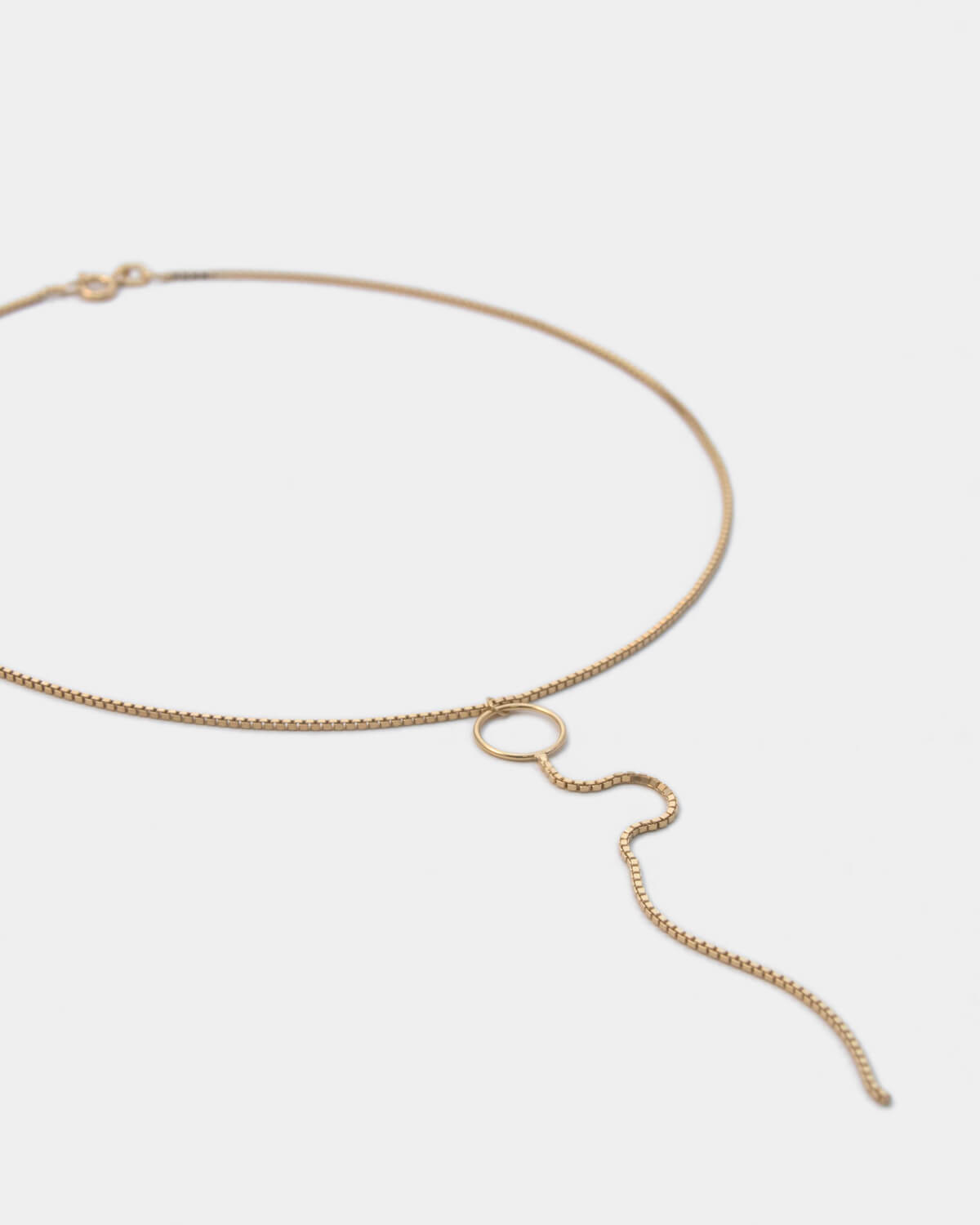 Filigrane Lariat Kette in Gold Vermeil
