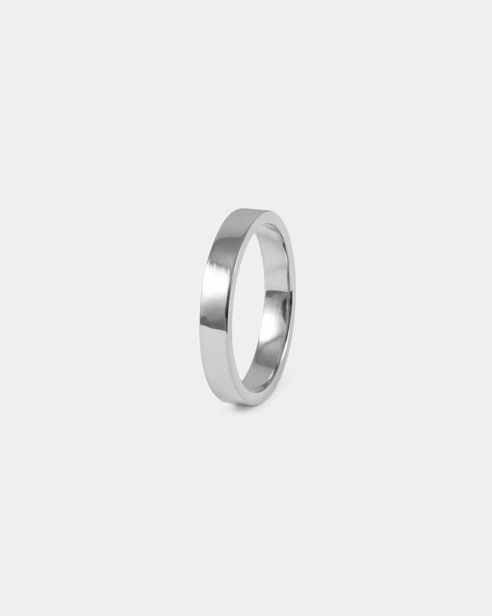 Trauring in recyceltem Weißgold