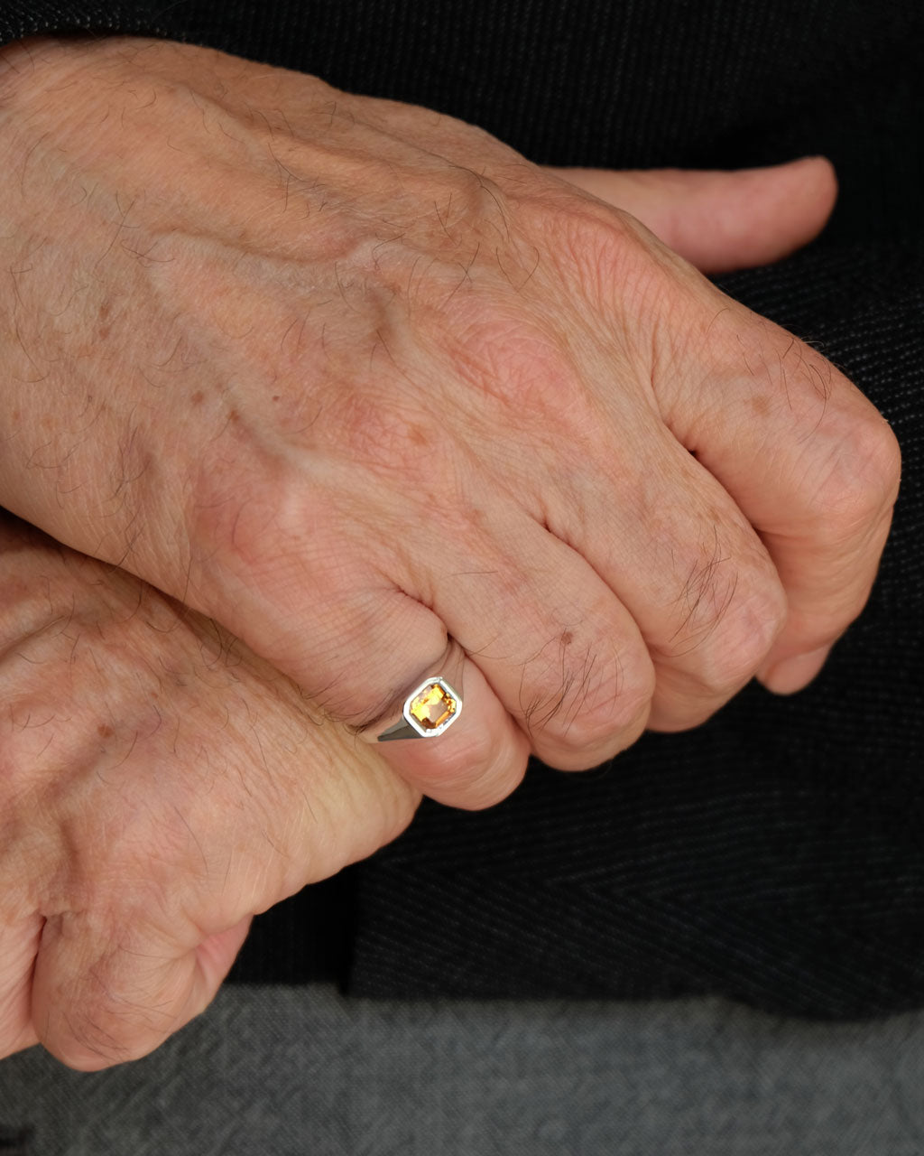 Oraya Signet Ring