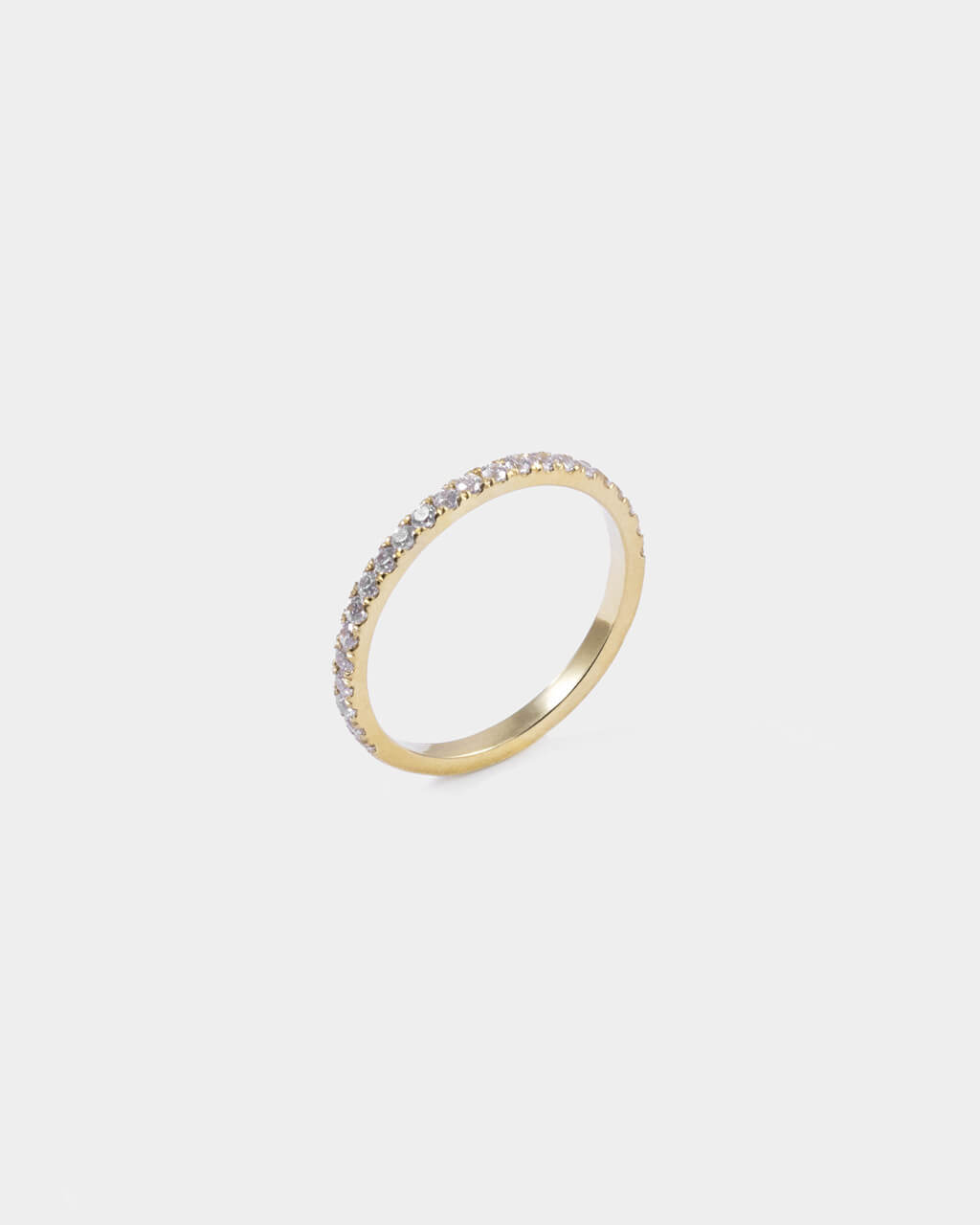 Half Eternity Ring aus Gold mit Diamanten besetzt. 